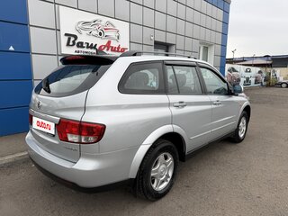 2008 SsangYong Kyron 4-speed I Рестайлинг, серебристый, 897000 рублей, вид 3