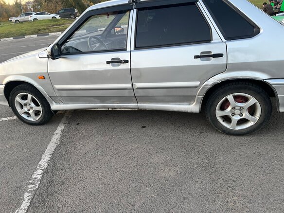 2009 Lada (ВАЗ) 2115, серебристый, 160000 рублей - вид 6