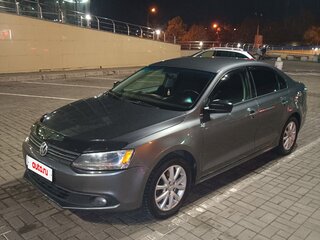 2013 Volkswagen Jetta VI, серый, 925000 рублей, вид 1
