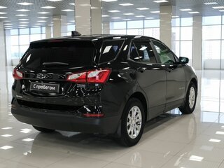 2021 Chevrolet Equinox III, чёрный, 1850000 рублей, вид 3