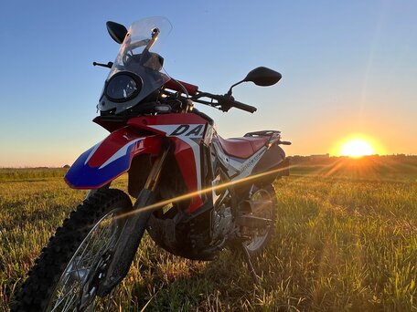 2022 Motoland Dakar ST, красный, 145000 рублей, вид 2