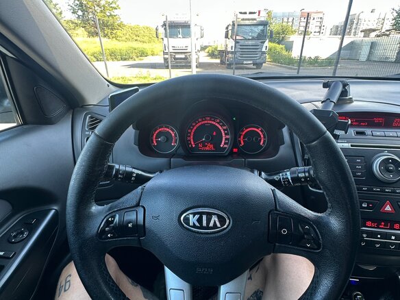 2011 Kia Ceed I Рестайлинг, белый, 770000 рублей - вид 17