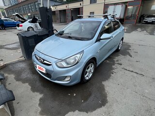 2011 Hyundai Solaris I, серый, 420000 рублей, вид 1