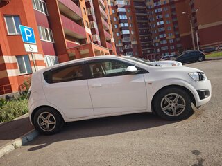 2012 Chevrolet Aveo II, белый, 530000 рублей, вид 2