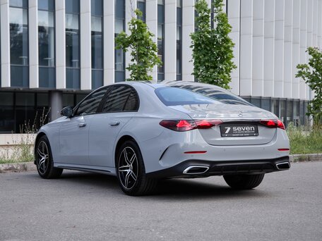 2026 Mercedes-Benz E-Класс 300 VI (W214, S214), серебристый, 9590000 рублей, вид 4