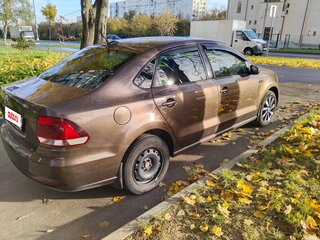 2018 Volkswagen Polo V Рестайлинг, коричневый, 1100000 рублей, вид 4