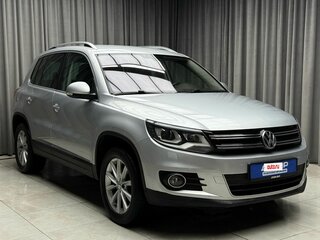 2011 Volkswagen Tiguan I Рестайлинг, серебристый, 1699000 рублей, вид 3