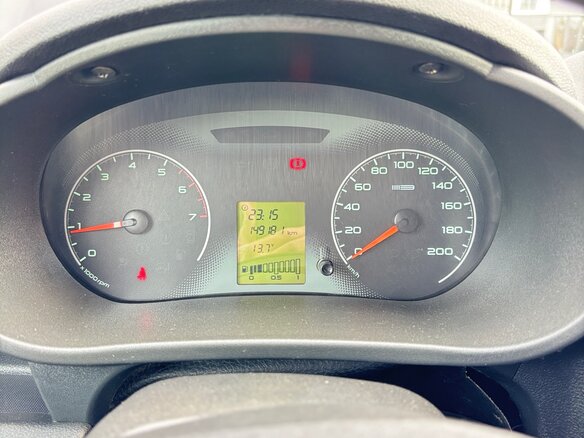 2015 Lada (ВАЗ) Granta I, чёрный, 480000 рублей - вид 9