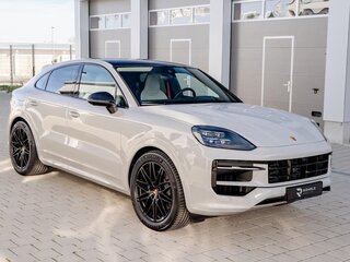 2026 Porsche Cayenne Coupé III Рестайлинг, серый, 17300000 рублей, вид 4