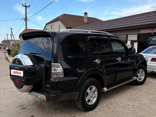 2007 Mitsubishi Pajero IV, чёрный, 1500000 рублей, вид 3