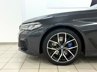 2021 BMW 5 серии 530i VII (G30/G31/G38) Рестайлинг, чёрный, 5545000 рублей, вид 3