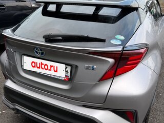 2019 Toyota C-HR I Рестайлинг, серый, 1900000 рублей, вид 3
