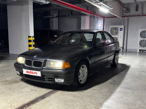 1991 BMW 3 серии 316i III (E36), чёрный, 375000 рублей