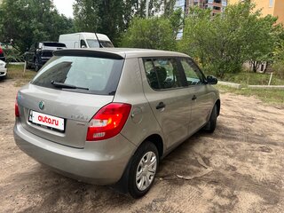 2011 Skoda Fabia II Рестайлинг, серый, 520000 рублей, вид 4
