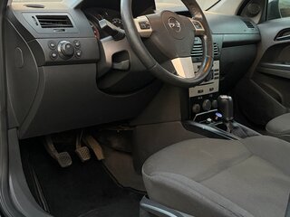 2008 Opel Astra H Рестайлинг, чёрный, 450000 рублей, вид 5