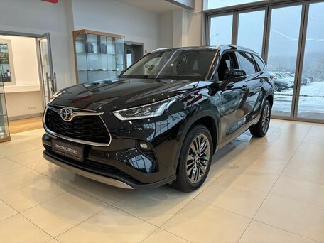 Toyota Highlander IV (XU70)