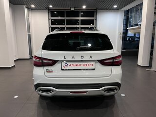 2025 Lada (ВАЗ) Vesta SW Cross I Рестайлинг (NG), белый, 2050000 рублей, вид 4