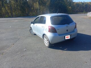 2005 Toyota Vitz II (XP90), серый, 500000 рублей, вид 3
