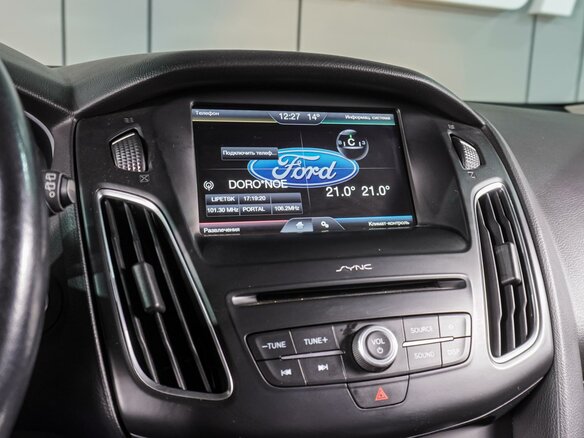 2016 Ford Focus III Рестайлинг, синий, 1389000 рублей - вид 13