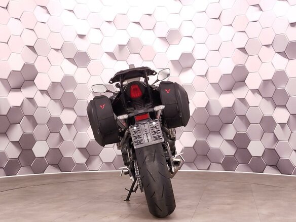 2024 Honda CBR 650R, чёрный, 1177000 рублей - вид 5