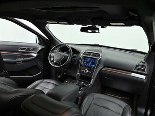 2018 Ford Explorer V Рестайлинг, чёрный, 2355000 рублей, вид 5