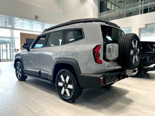 2025 Changan Deepal G318, серебристый, 6000000 рублей, вид 3