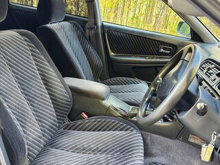 1998 Toyota Chaser VI (X100), серый, 1300000 рублей, вид 4