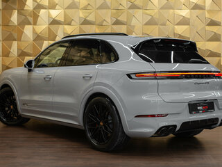 2026 Porsche Cayenne GTS III Рестайлинг, серый, 24990000 рублей, вид 2