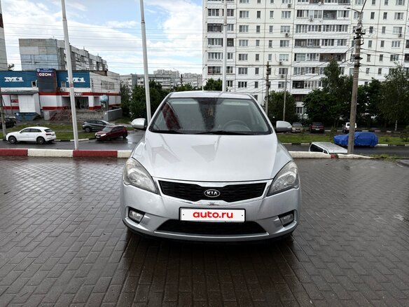 2012 Kia Ceed I Рестайлинг, серый, 620000 рублей - вид 2