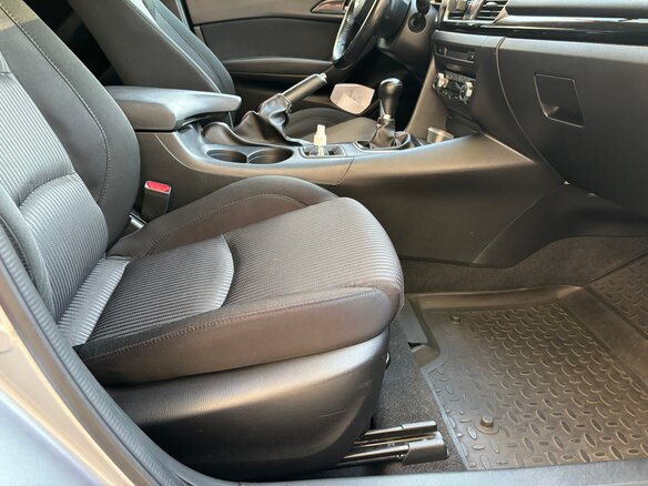 2014 Mazda 3 III (BM), серебристый, 1375000 рублей - вид 9