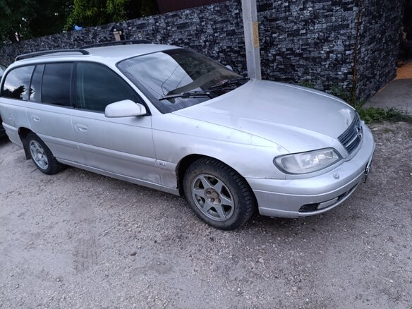 2001 Opel Omega B Рестайлинг, белый, 150000 рублей - вид 1