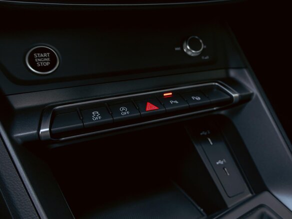 2025 Audi Q3 45 TFSI II (F3), серый, 4095000 рублей - вид 14