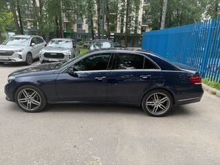 2015 Mercedes-Benz E-Класс 200 IV (W212, S212, C207) Рестайлинг, синий, 1900000 рублей, вид 4