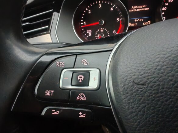 2016 Volkswagen Passat B8, серый, 1530000 рублей - вид 25