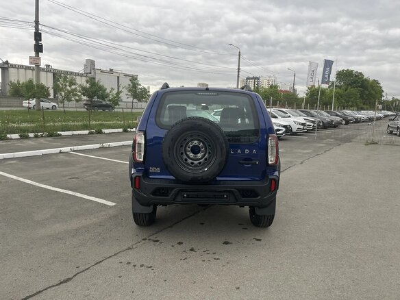 2026 Lada (ВАЗ) Niva Travel I Рестайлинг, синий, 1737000 рублей - вид 4