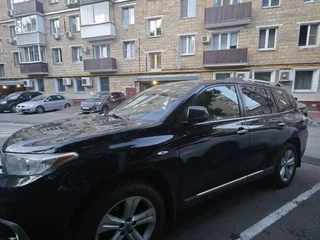 2011 Toyota Highlander II (XU40) Рестайлинг, чёрный, 1650000 рублей, вид 4