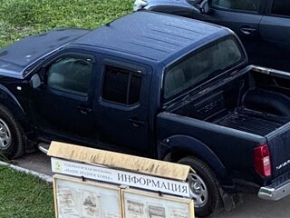 2008 Nissan Navara (Frontier) III (D40), синий, 650000 рублей, вид 2