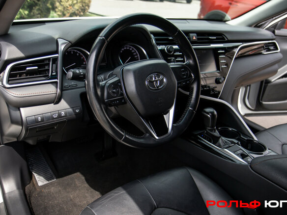 2019 Toyota Camry VIII (XV70), белый - вид 8