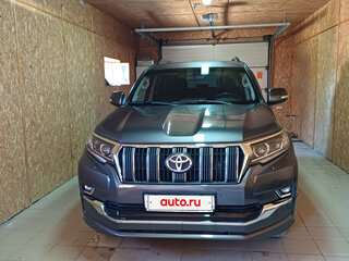 2018 Toyota Land Cruiser Prado 150 Series Рестайлинг 2, серый, 4750000 рублей, вид 1
