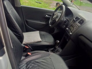 2013 Volkswagen Polo V, серебристый, 500000 рублей, вид 4