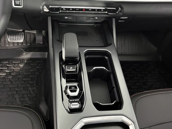 2026 Geely Okavango I Рестайлинг, серый, 4085990 рублей - вид 26