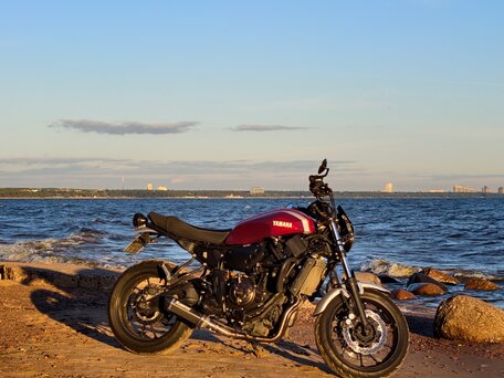 2018 Yamaha XSR700, красный, 620000 рублей, вид 5