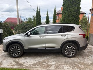 2022 Hyundai Santa Fe IV Рестайлинг, серебристый, 4600000 рублей, вид 4