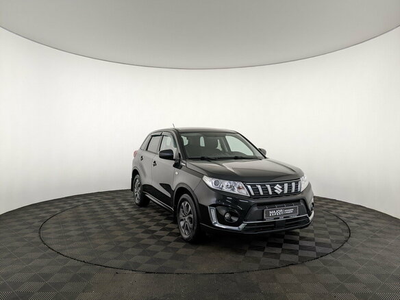 2019 Suzuki Vitara II Рестайлинг, чёрный, 1900000 рублей - вид 2