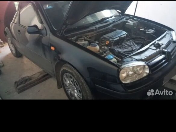 1998 Volkswagen Golf IV, чёрный, 299000 рублей - вид 4