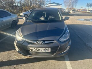 2012 Hyundai Solaris I, серый, 674000 рублей, вид 2