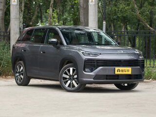2026 GAC Trumpchi GS4 III, серый, 2127175 рублей, вид 2