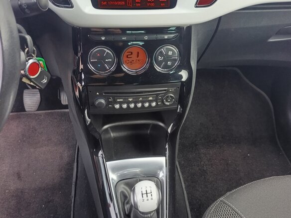 2010 Citroen DS3 I, красный, 900000 рублей - вид 13