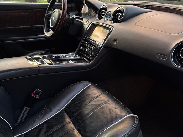 2011 Jaguar XJ IV (X351), серый, 1500000 рублей - вид 5