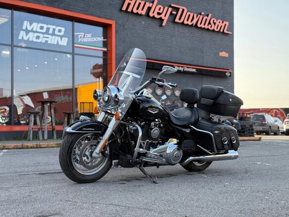 2018 Harley-Davidson Road King, чёрный, 1600000 рублей - вид 2